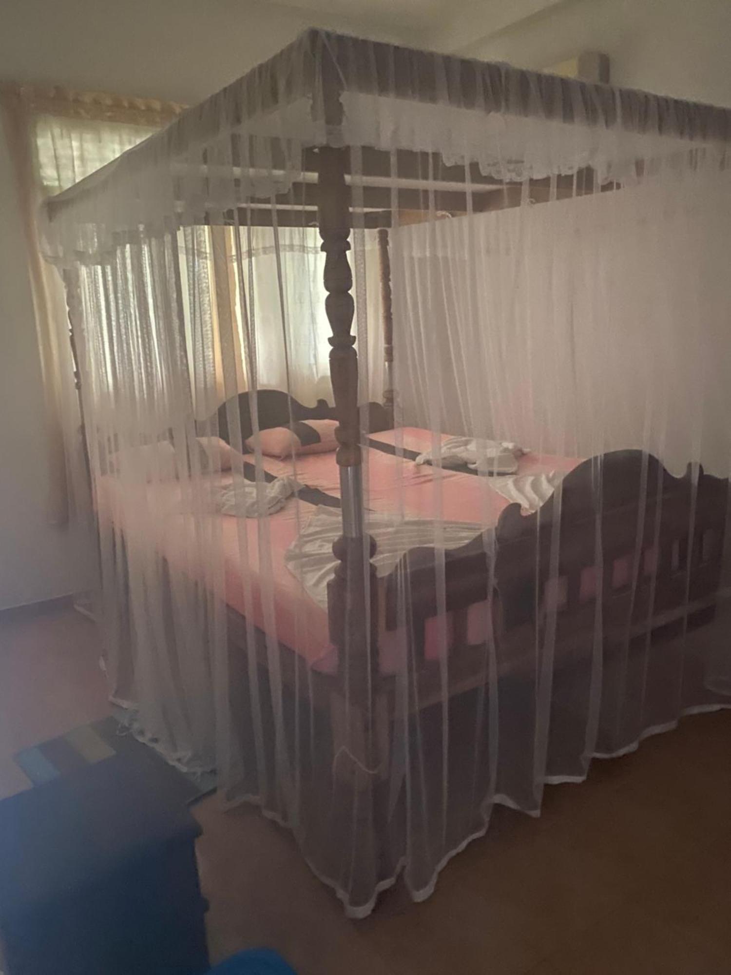 Damith Guest House Unawatuna Esterno foto