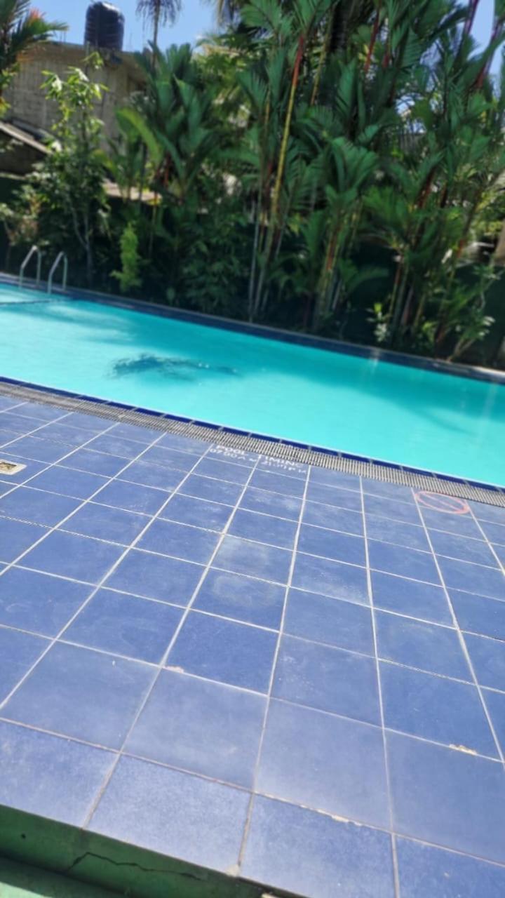 Damith Guest House Unawatuna Esterno foto