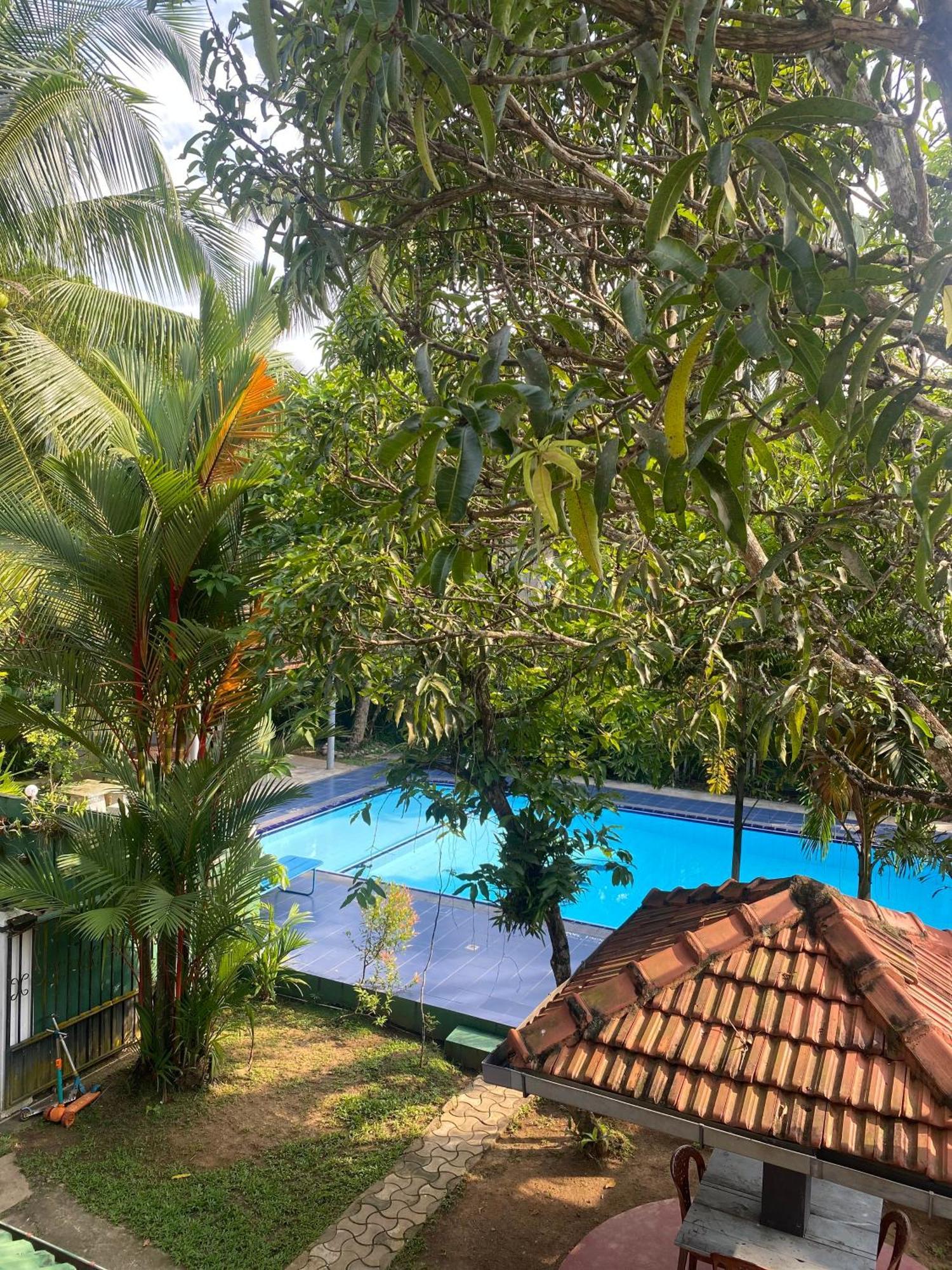 Damith Guest House Unawatuna Esterno foto