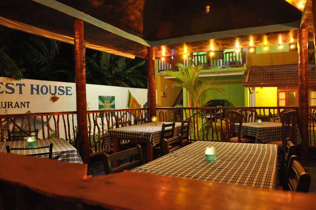 Damith Guest House Unawatuna Esterno foto