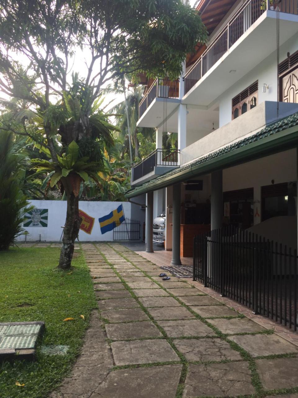 Damith Guest House Unawatuna Esterno foto