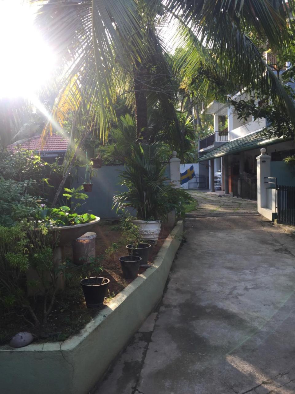 Damith Guest House Unawatuna Esterno foto